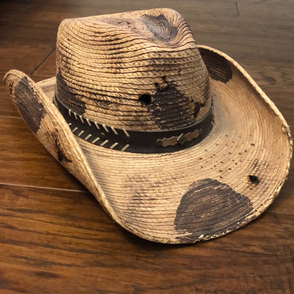 Women’s straw distressed cowboy hat